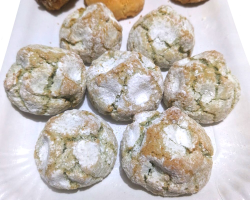 Amaretti al mirto sardo